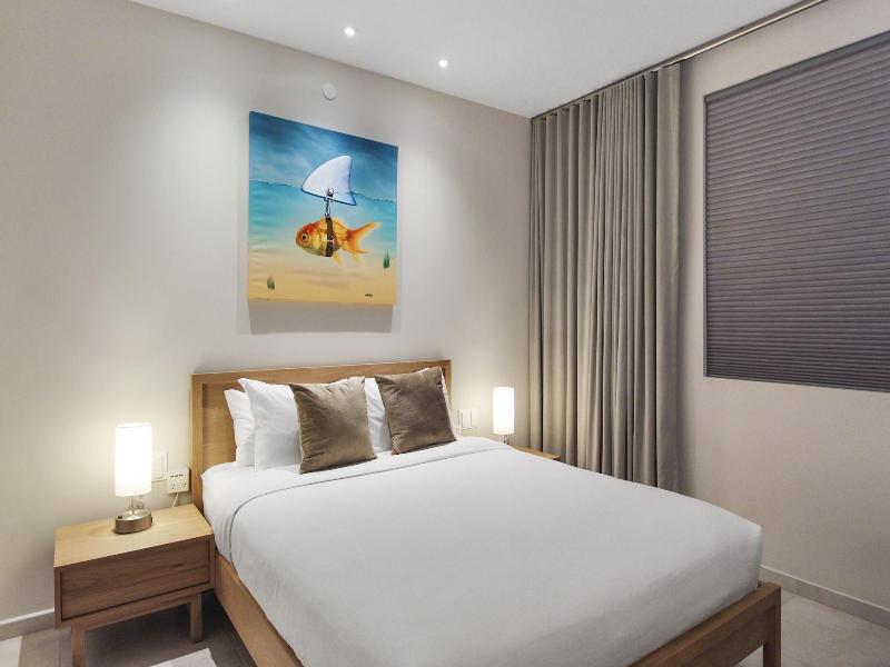 O Condominium Beachfront Residences image