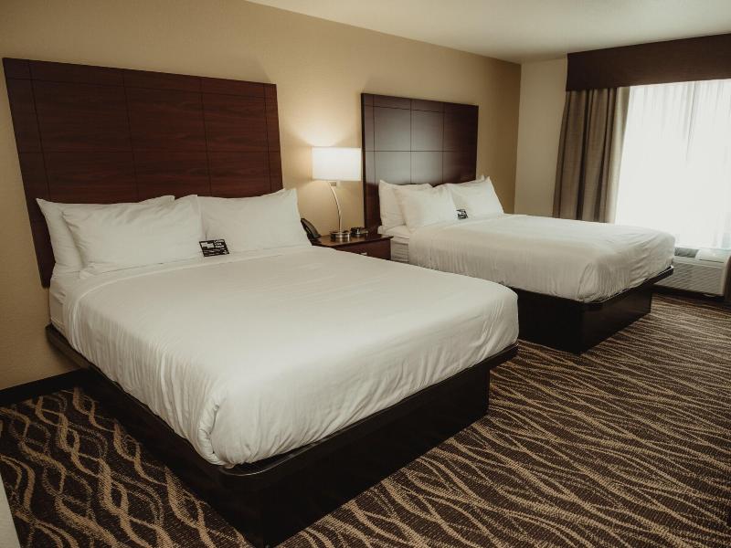 Cobblestone Hotel Suites Ottumwa — photo 48