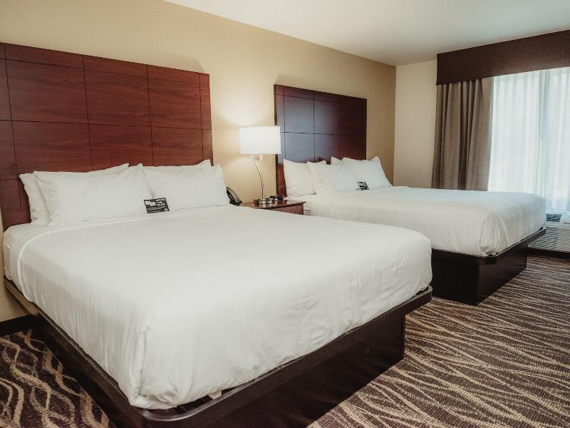 Cobblestone Hotel Suites Ottumwa — photo 9