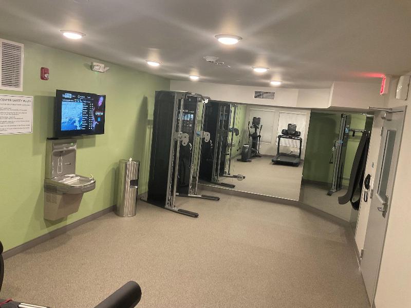 Woodspring Suites East Lansing University Area