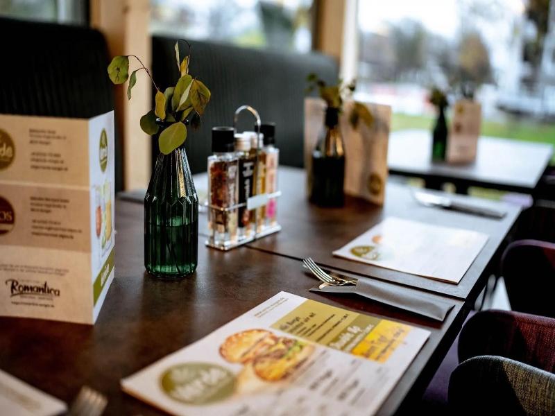 Reos Hotel Wangen image