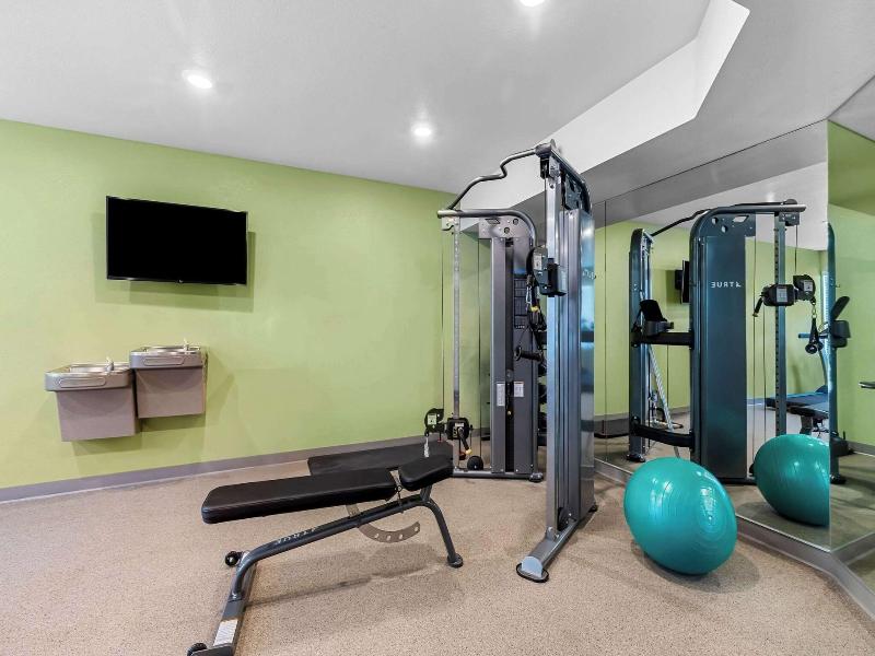 Woodspring Suites Corona image