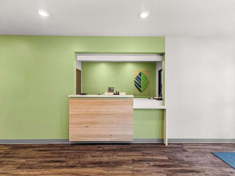Woodspring Suites Corona image