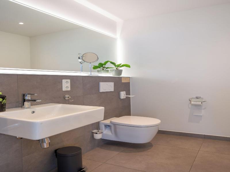 Limehome Koln Friesenplatz image