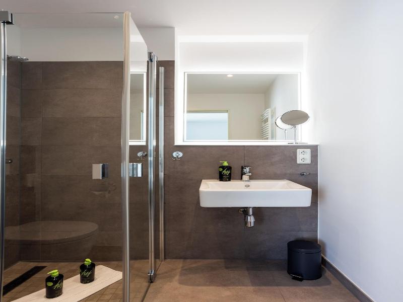 Limehome Koln Friesenplatz image