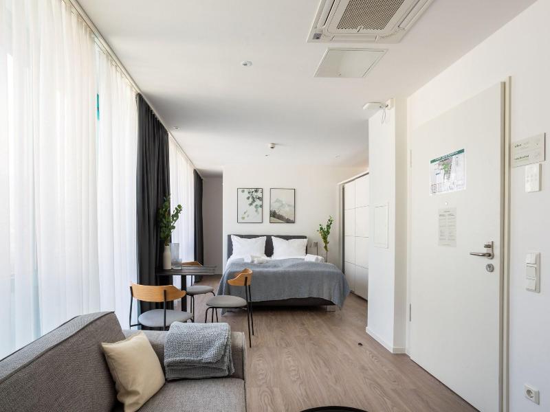 Limehome Koln Friesenplatz image