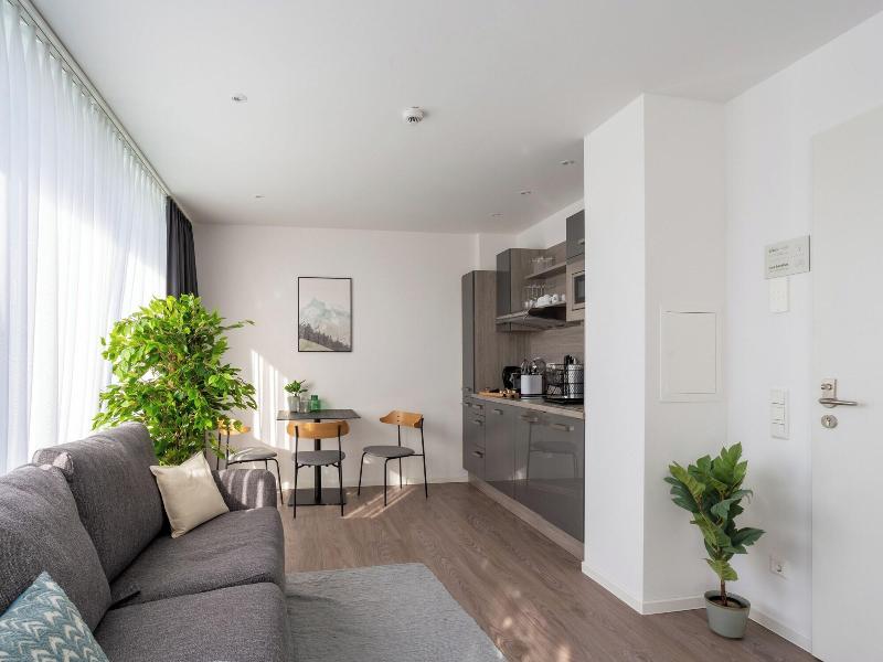 Limehome Koln Friesenplatz image
