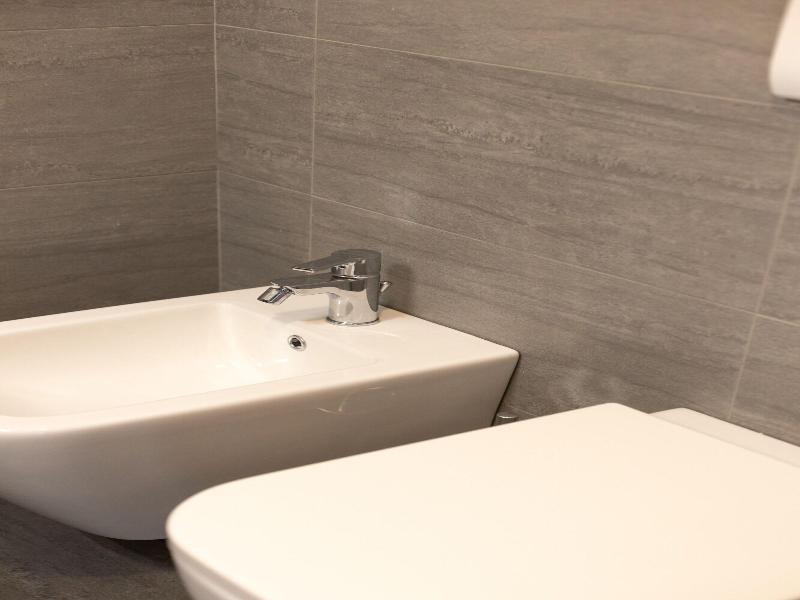 Virtual Superior Apartments Milano Opera image