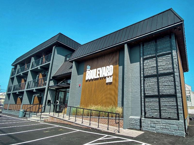 The Boulevard Hotel image