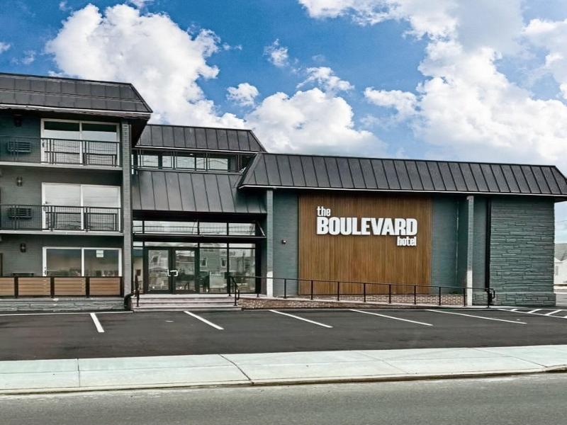 The Boulevard Hotel image