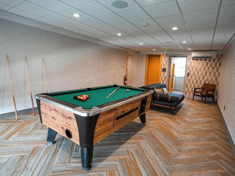 The Boulevard Hotel image