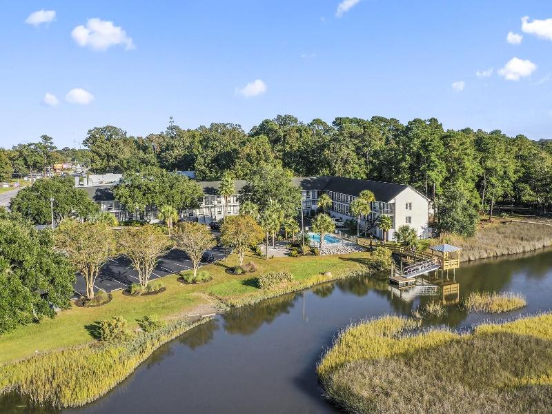 Charleston Creekside Inn