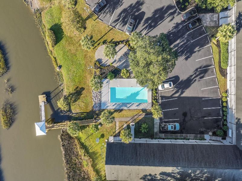 Charleston Creekside Inn