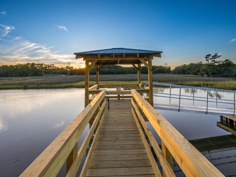 Charleston Creekside Inn