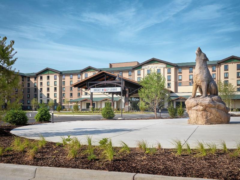 Great Wolf Lodge Perryville image