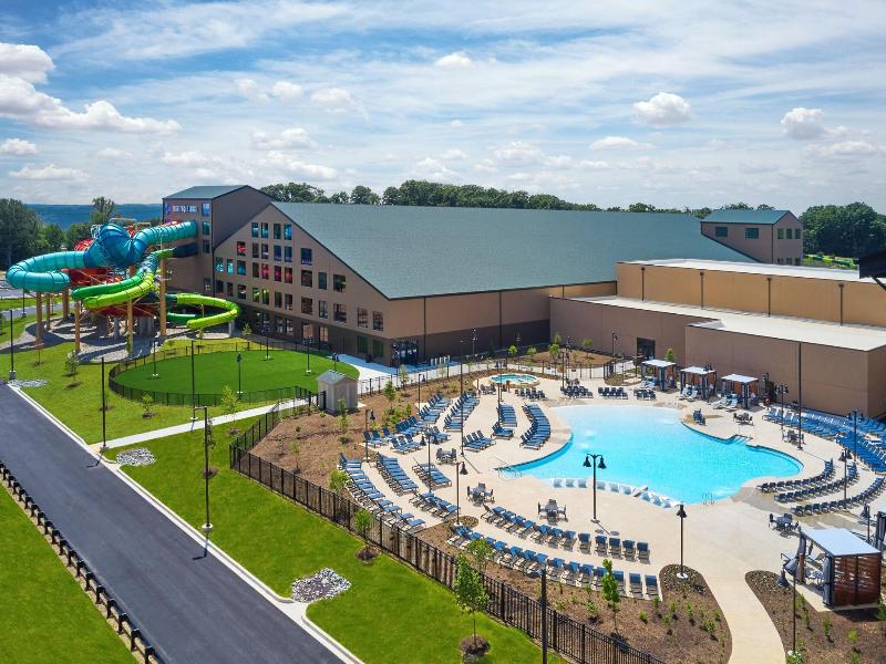 Great Wolf Lodge Perryville image