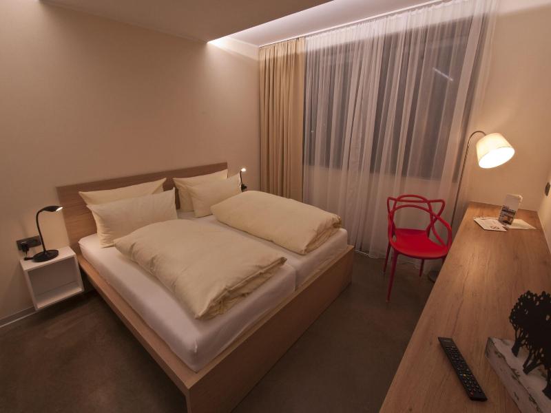 Hotel Crede Garni image