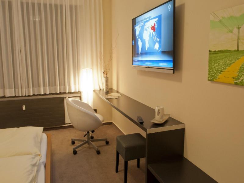 Hotel Crede Garni image