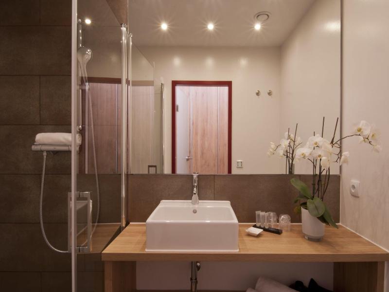 Hotel Crede Garni image