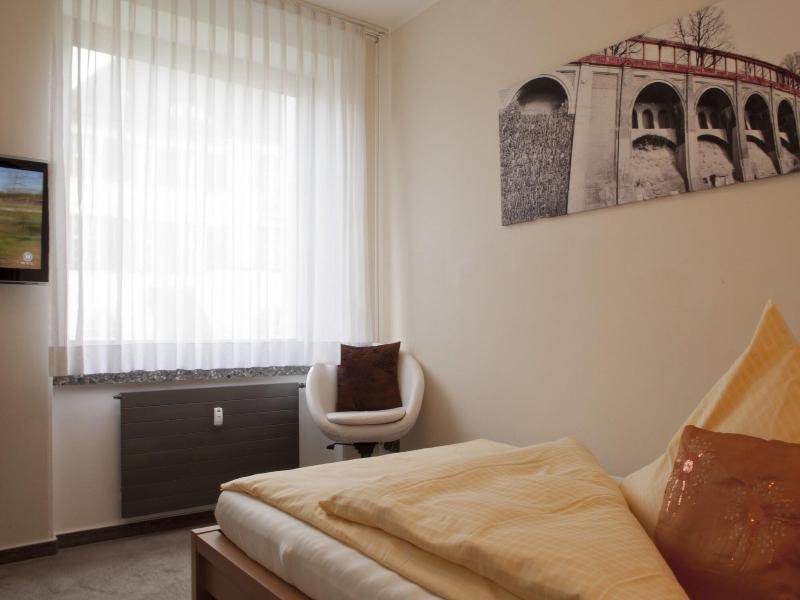 Hotel Crede Garni image