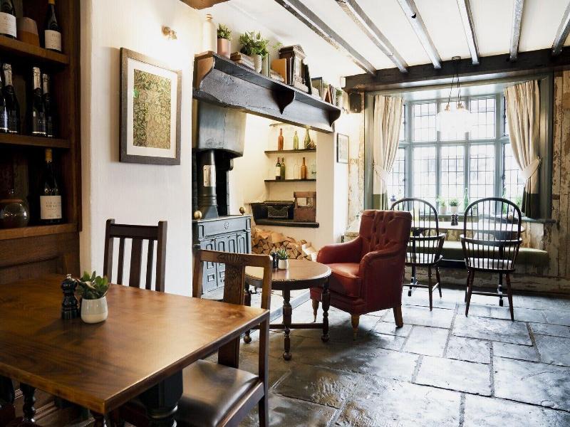 Bel The Dragon At Red Lion Wendover image