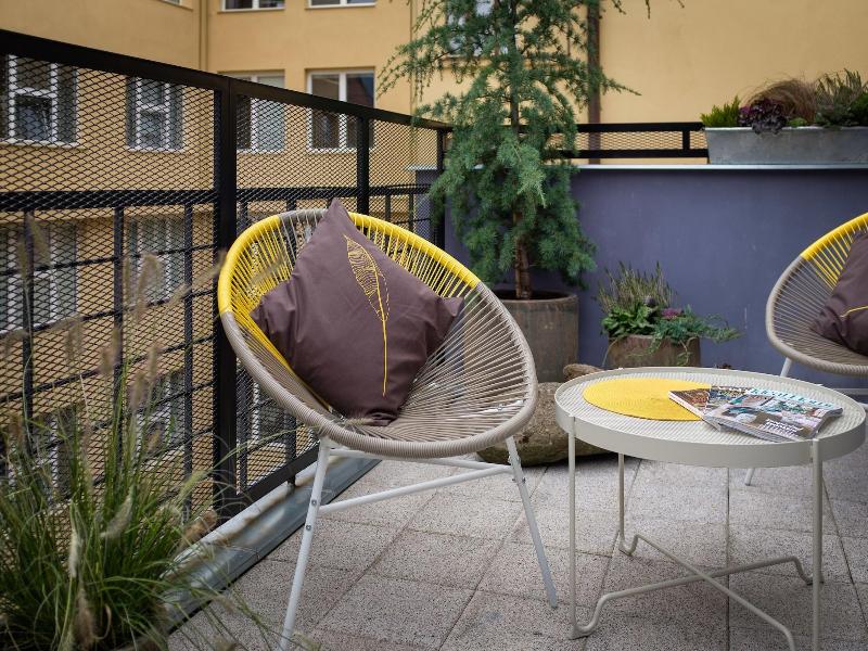 City Leaf Apartments image