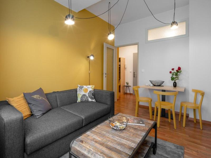 City Leaf Apartments image