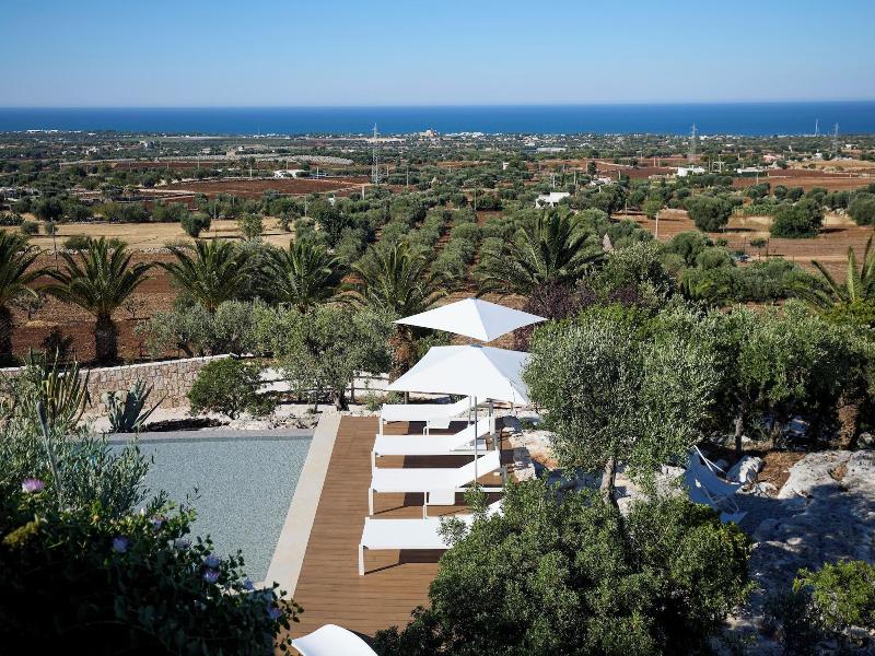 Montegrottone Nature Retreat — exterior view