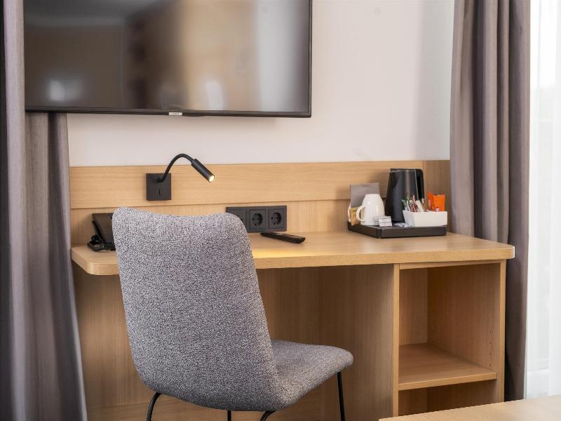 Best Western Plus Hotel Papenburg image