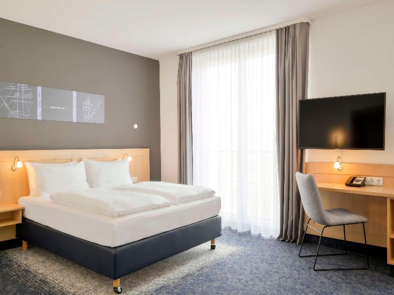 Best Western Plus Hotel Papenburg image