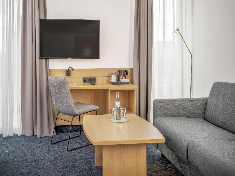 Best Western Plus Hotel Papenburg image
