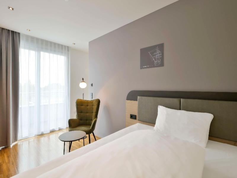 Best Western Plus Hotel Papenburg image