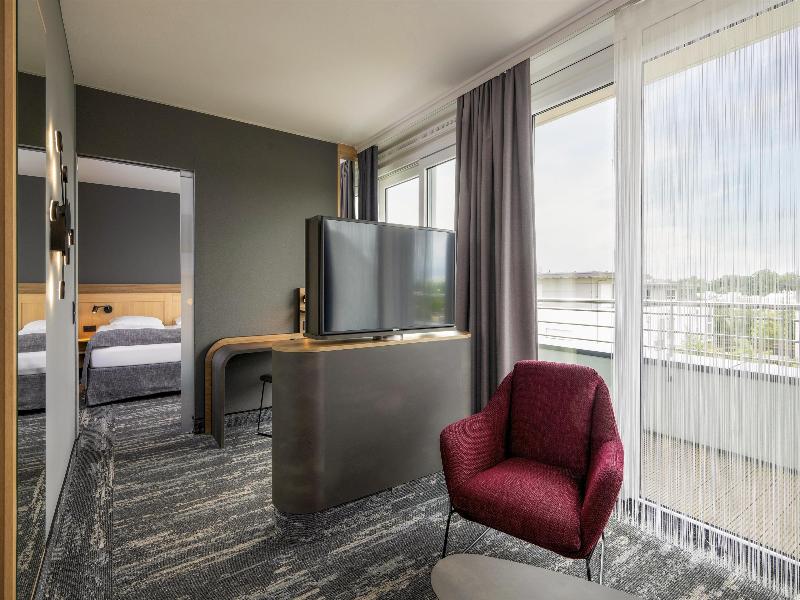 Best Western Plus Hotel Papenburg image