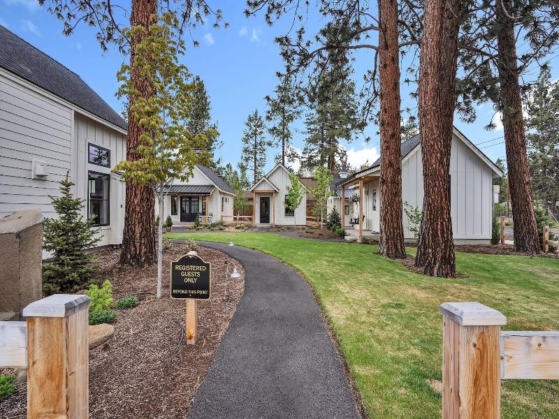 The Scout Boutique Cottages