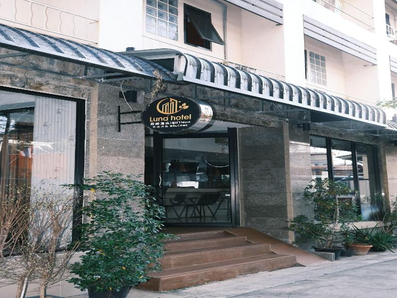 Luna Hotel image