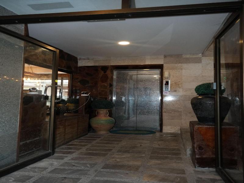 Luna Hotel image
