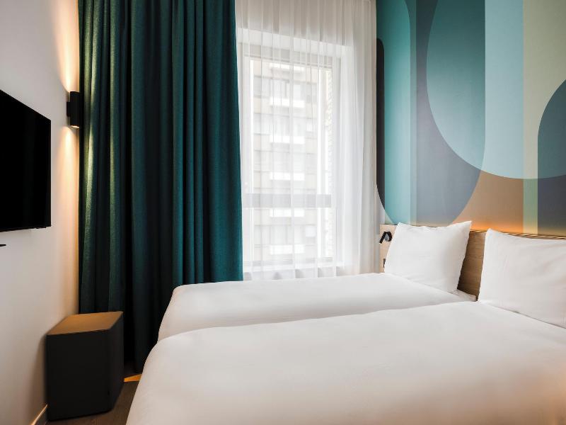 B B Hotel Luxembourg Centre Cloche D Or image