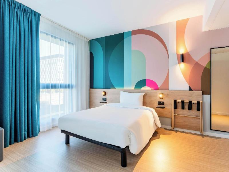 B B Hotel Luxembourg Centre Cloche D Or image