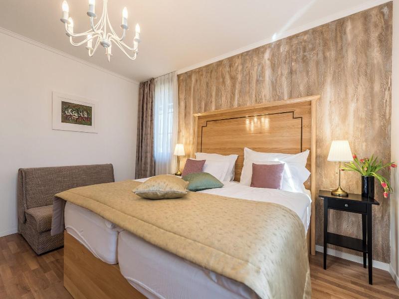 Plitvice Falls Cottage image