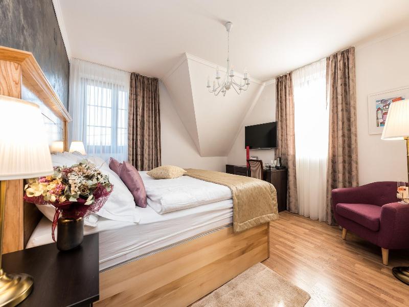 Plitvice Falls Cottage image