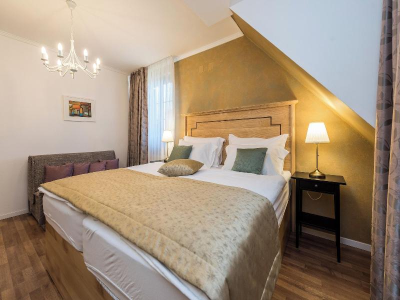 Plitvice Falls Cottage image