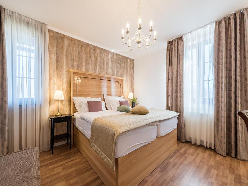 Plitvice Falls Cottage image