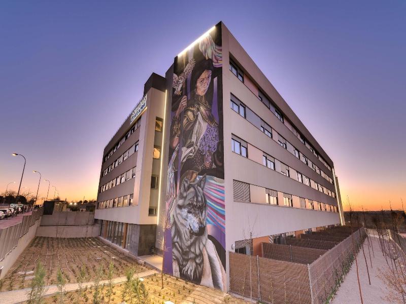 Livensa Living Studios Madrid Alcobendas image