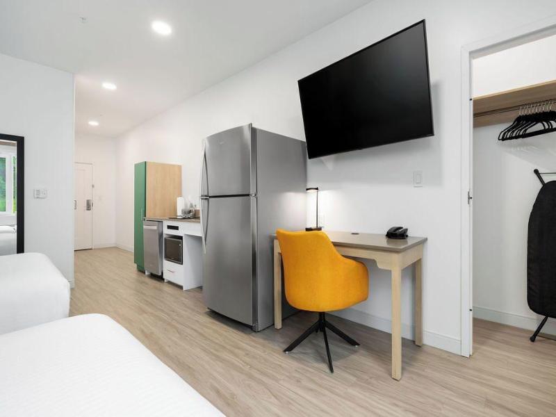 Yourspace Hotels Chesapeake image