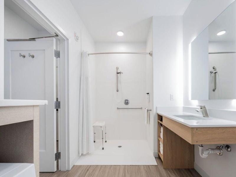 Yourspace Hotels Chesapeake image