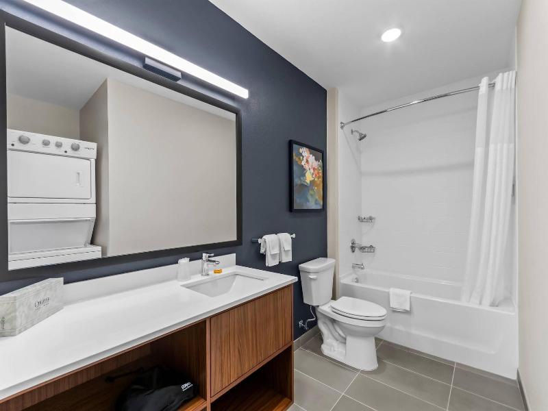 Everhome Suites Panama City Beach — photo 35