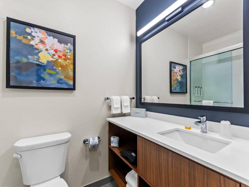 Everhome Suites Panama City Beach — photo 30