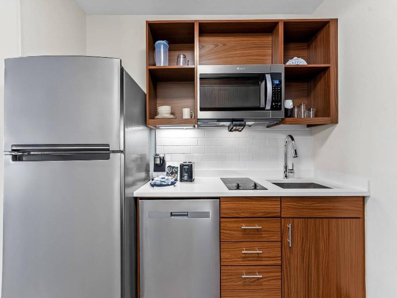 Everhome Suites Panama City Beach — photo 4