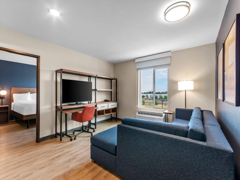 Everhome Suites Panama City Beach — photo 23