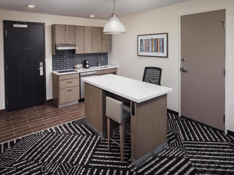 Hyatt House Royal Oak Birmingham image